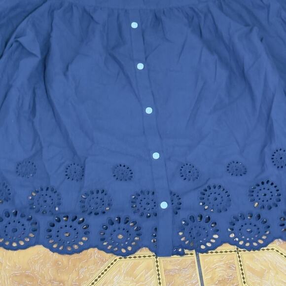 Isabella Sinclair Anthropologie Off-the-Shoulder Cotton Eyelet Top Navy Size L - Picture 6 of 15